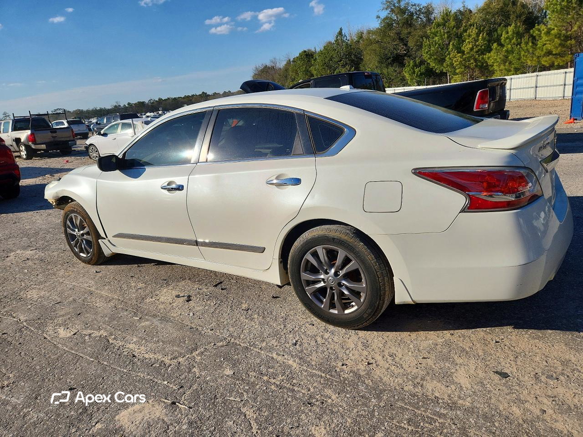 Nissan Altima 2015