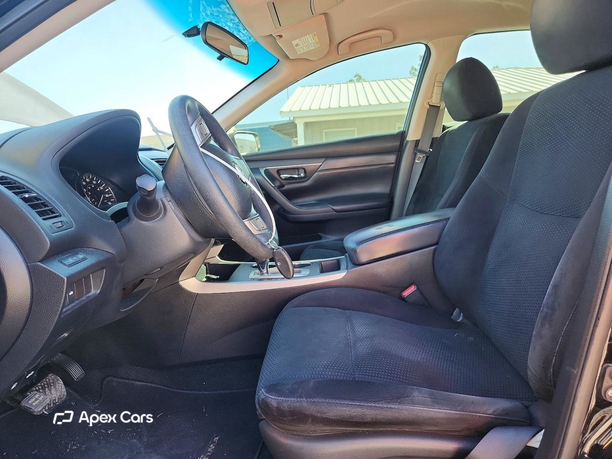 Nissan Altima 2015