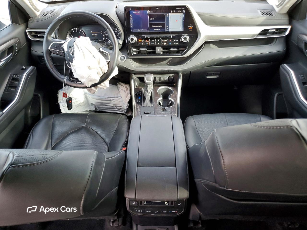Toyota Highlander 2021