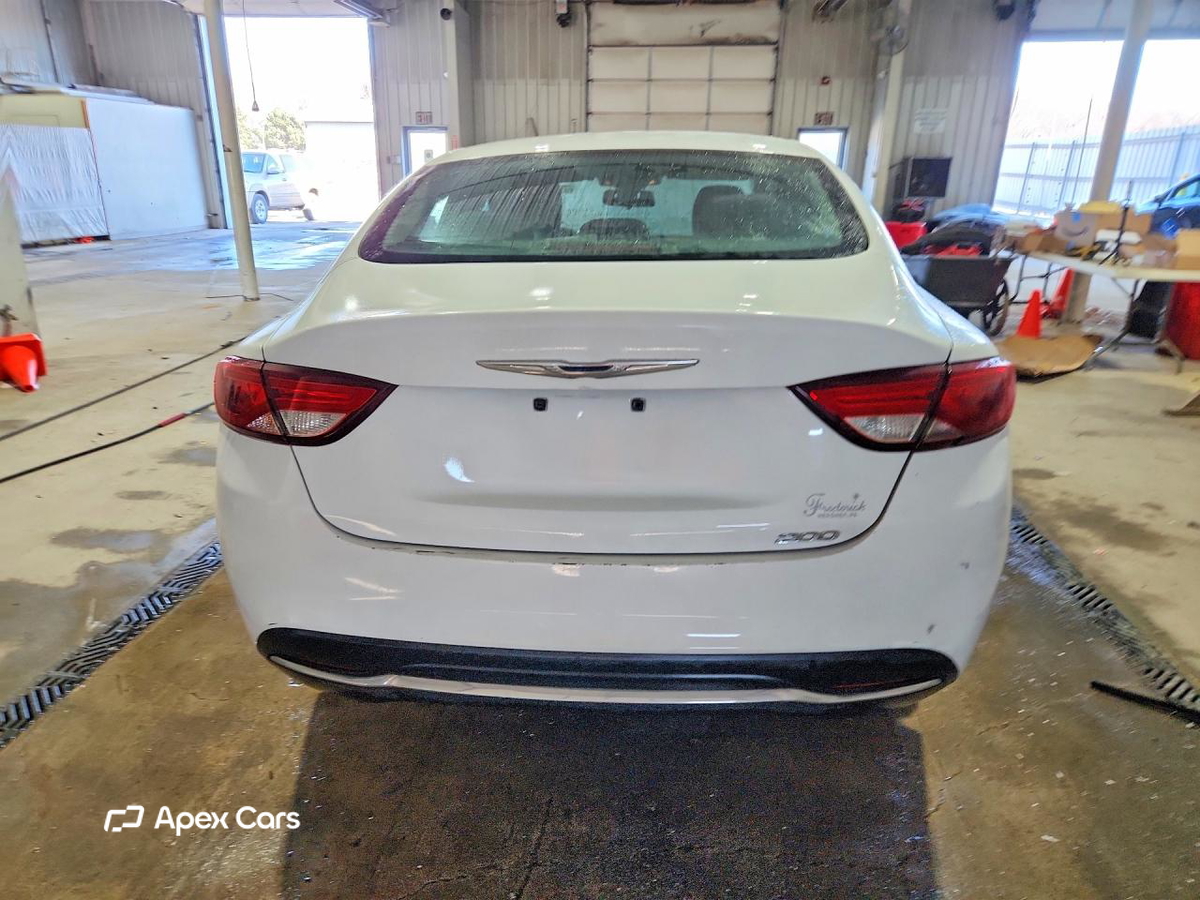 Chrysler 200 2015