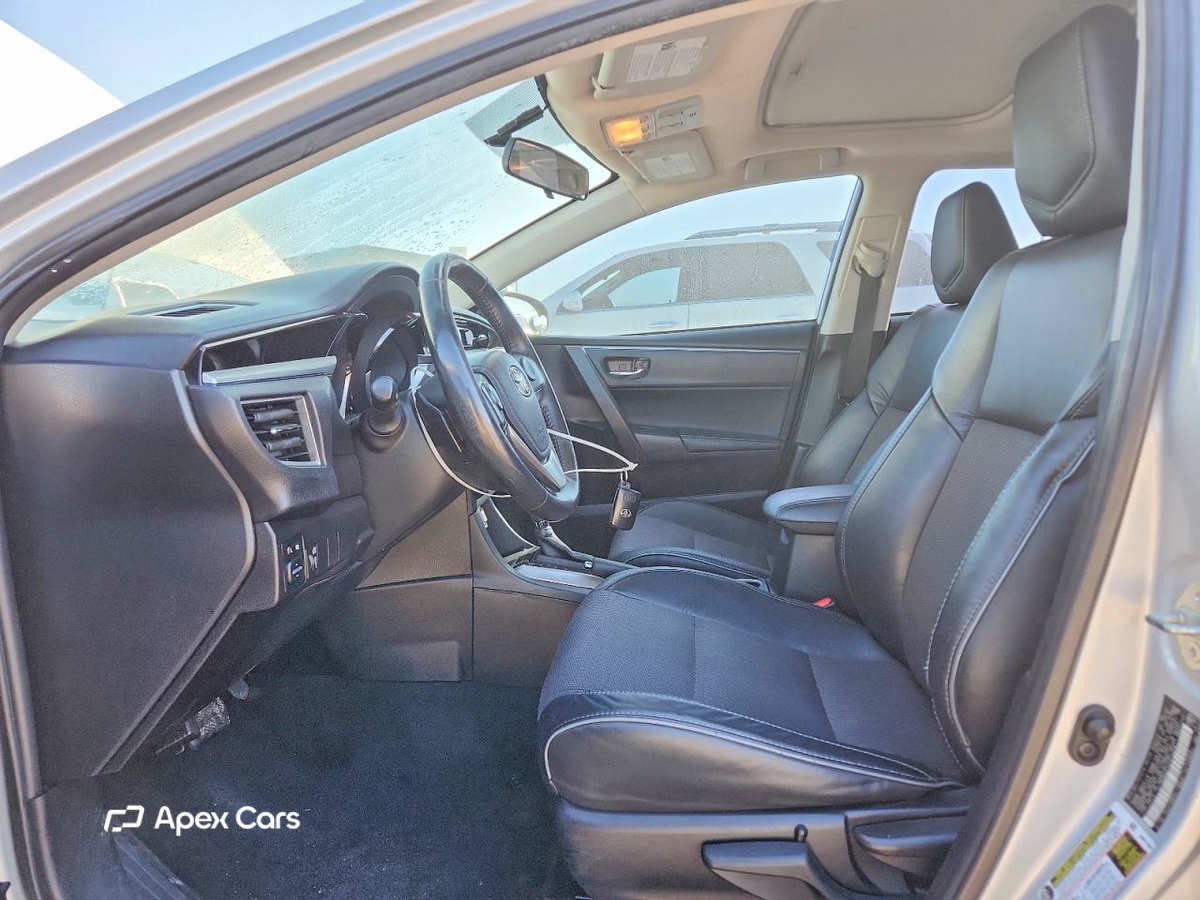 Toyota Corolla 2015