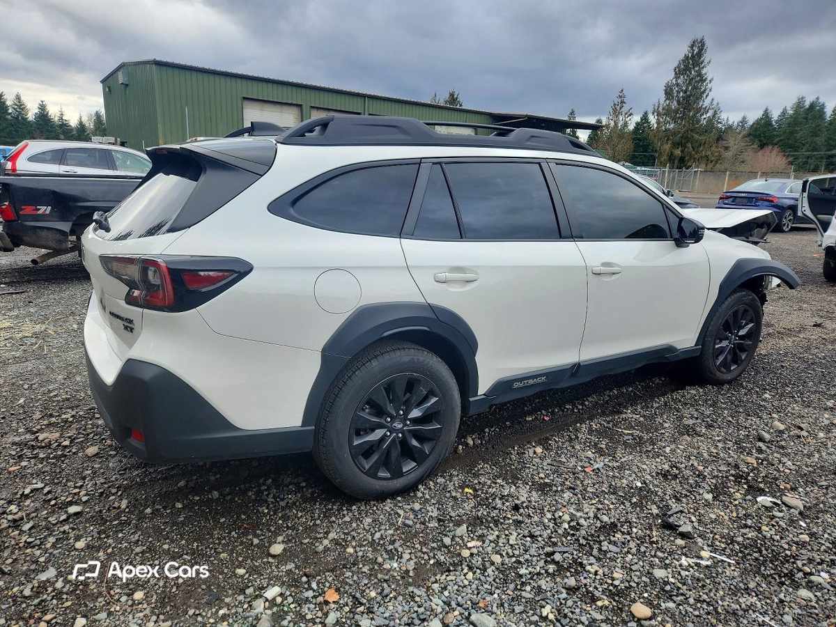 Subaru Outback 2023