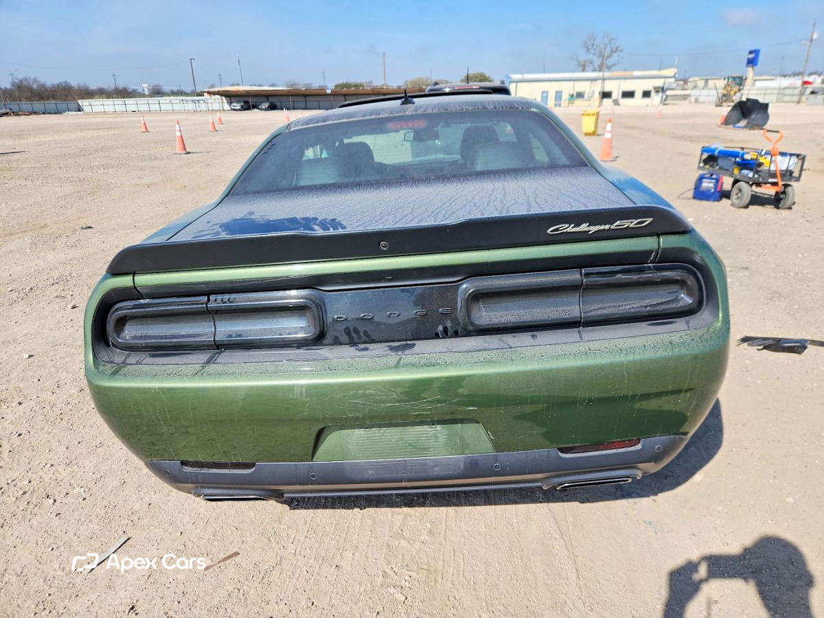 Dodge Challenger 2020