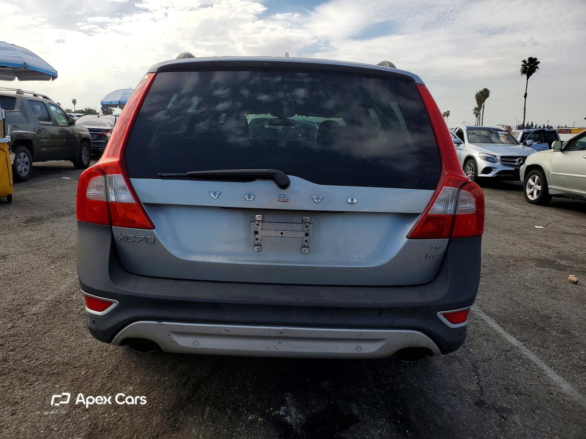 Volvo XC70 2010