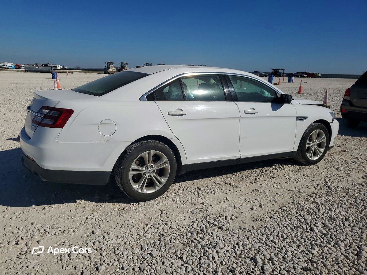 Ford Taurus 2017