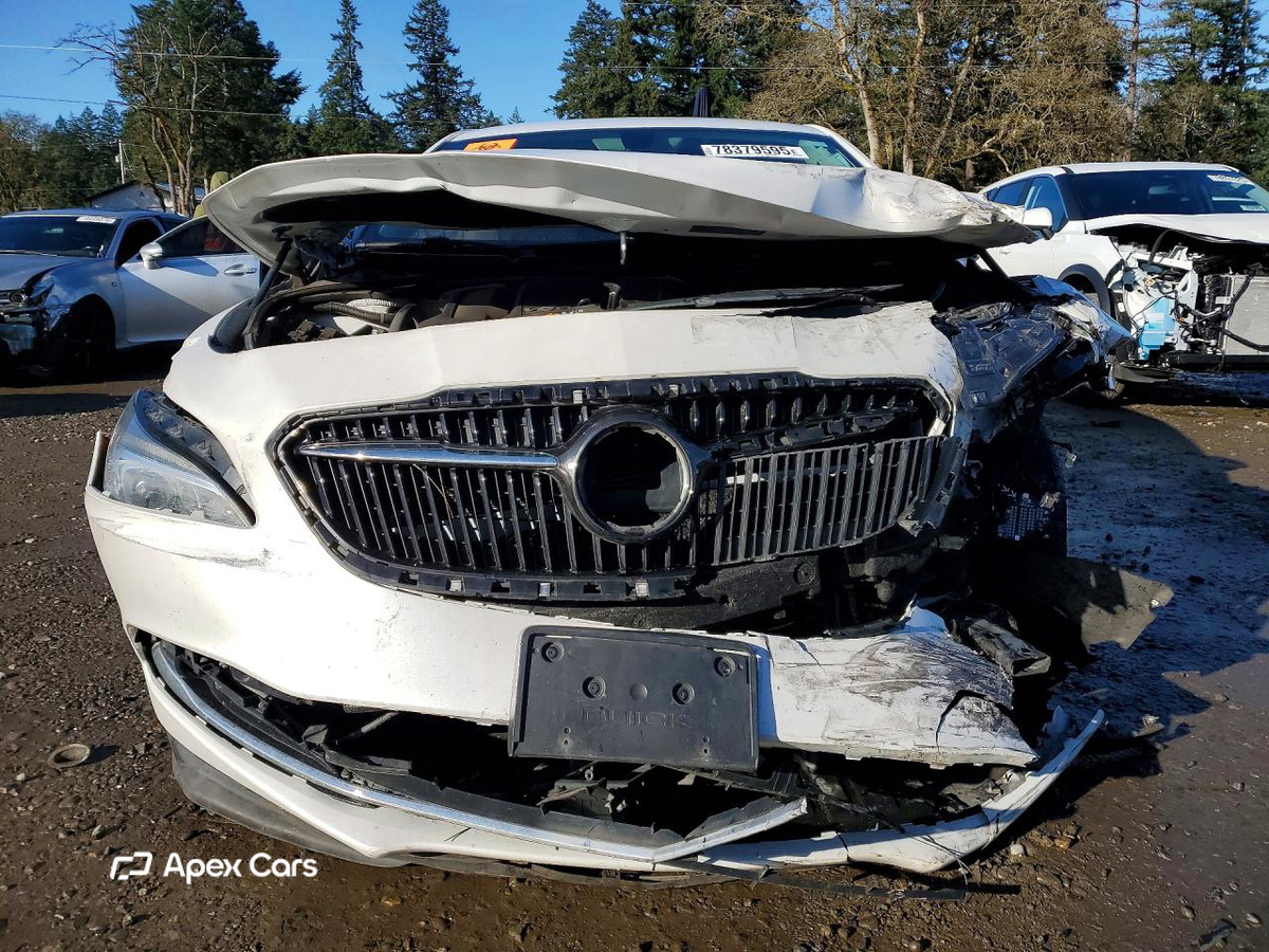 Buick LaCrosse 2017