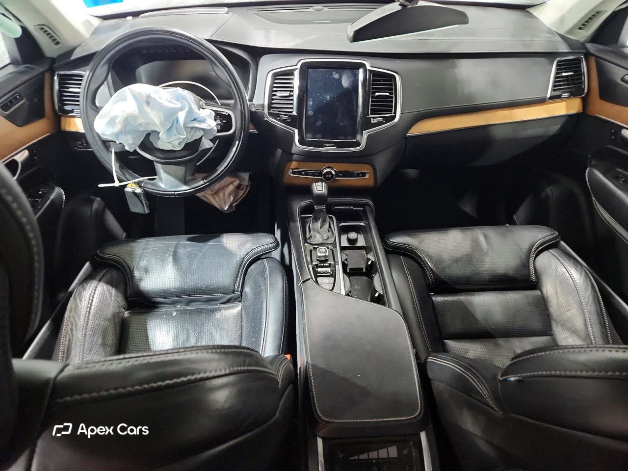 Volvo XC90 2019