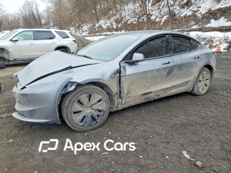 Tesla Model 3 2025 - Image 1 of 13
