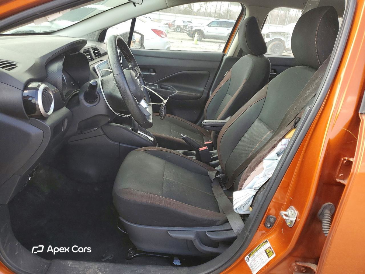 Nissan Versa 2021
