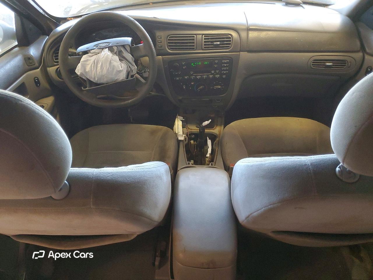 Ford Taurus 2004