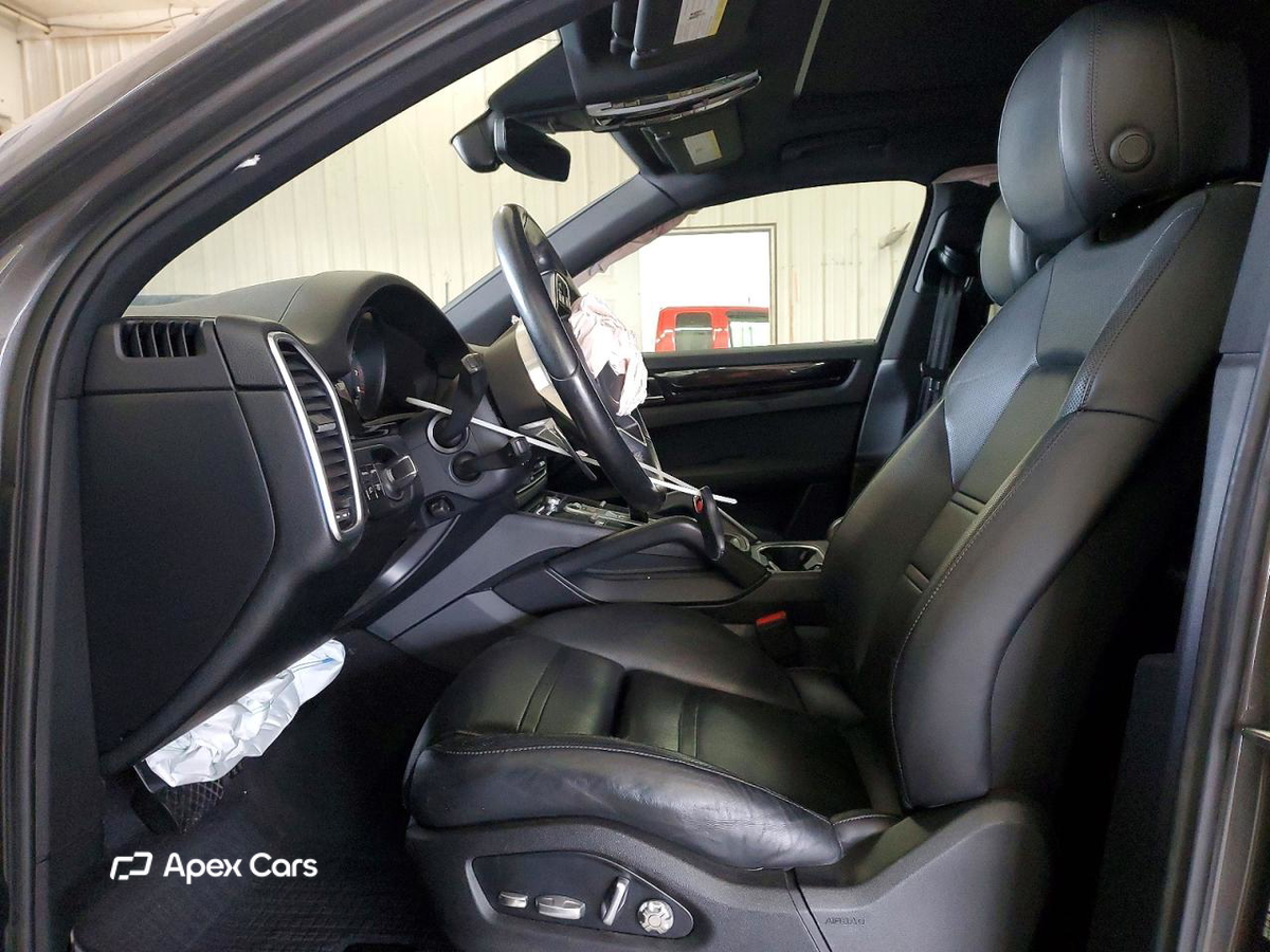 Porsche Cayenne 2019
