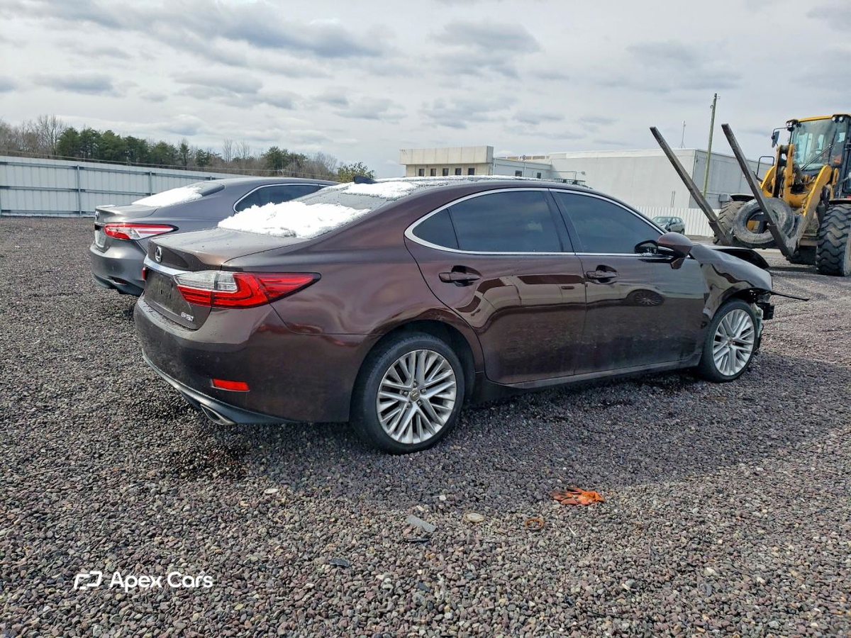 Lexus ES 2016