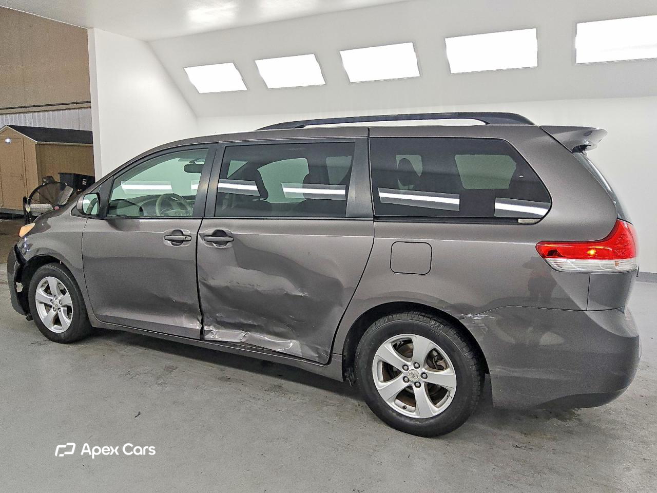 Toyota Sienna 2012