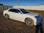 Chrysler 300 2016
