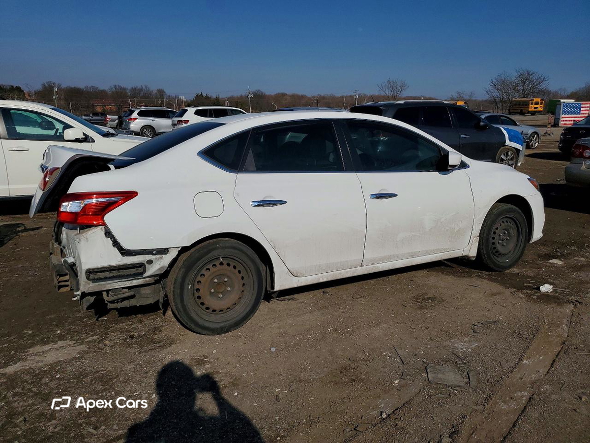 Nissan Sentra 2018