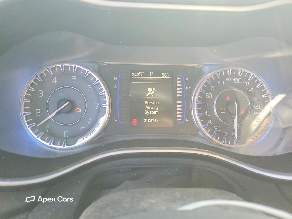 Chrysler 200 2015
