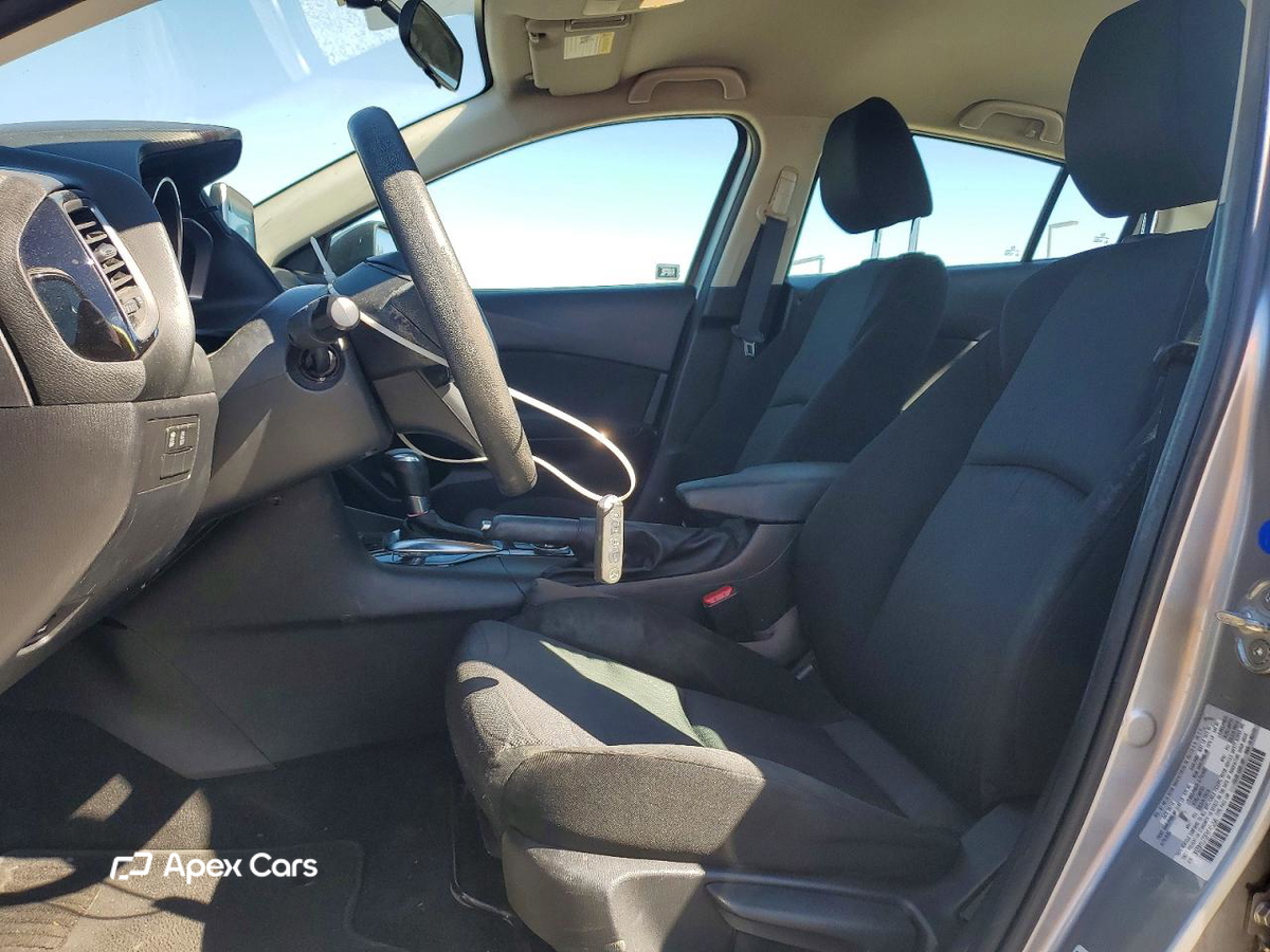 Mazda 3 2015