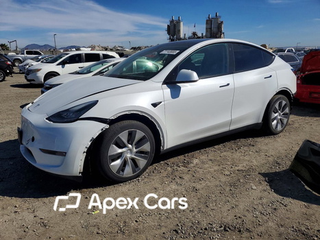 Tesla Model Y 2022 - Image 1 of 13