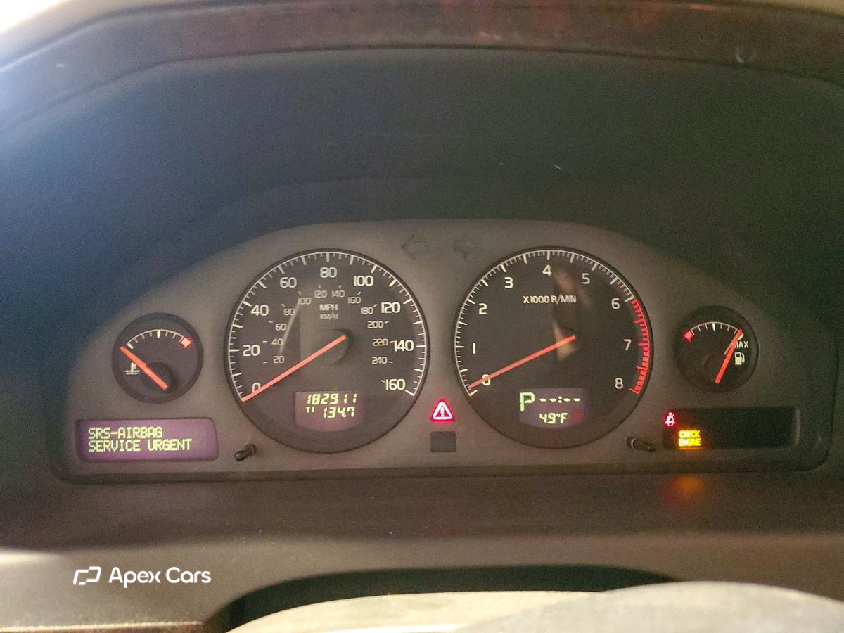 Volvo XC70 2003