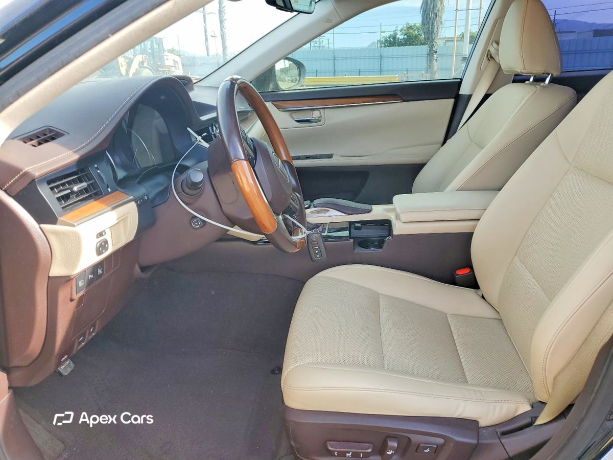 Lexus ES 2017