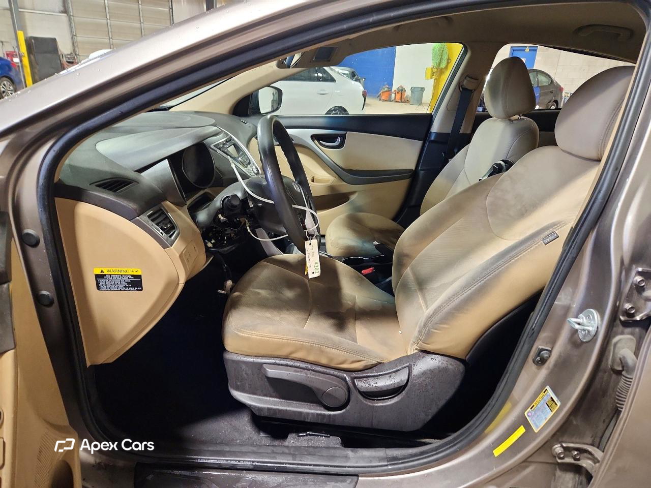 Hyundai Elantra 2012