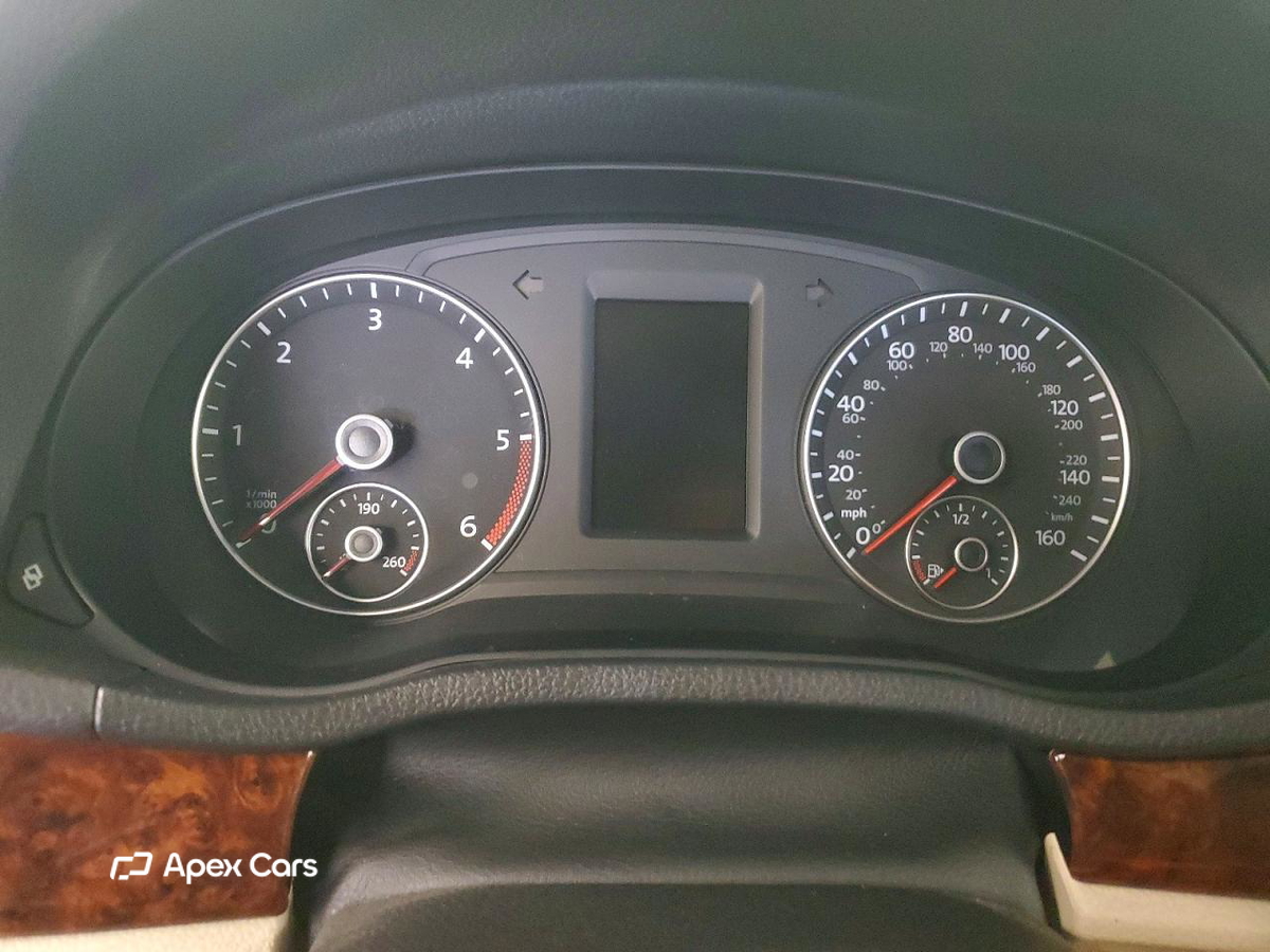 Volkswagen Passat 2012