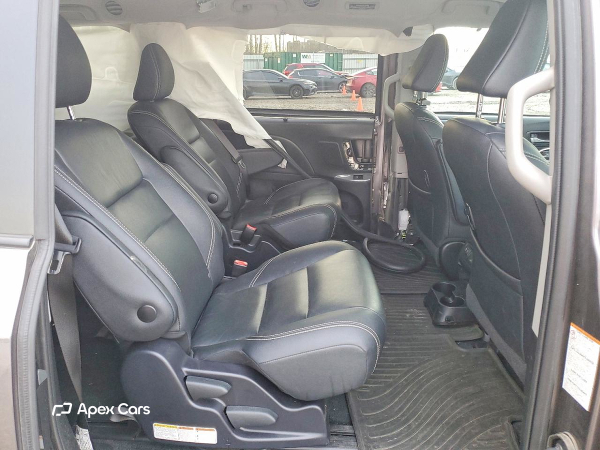 Toyota Sienna 2020