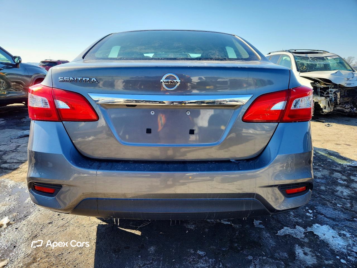 Nissan Sentra 2018