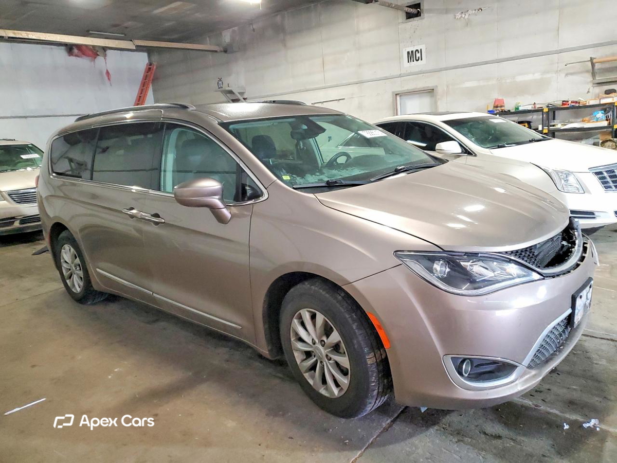 Chrysler Pacifica 2017