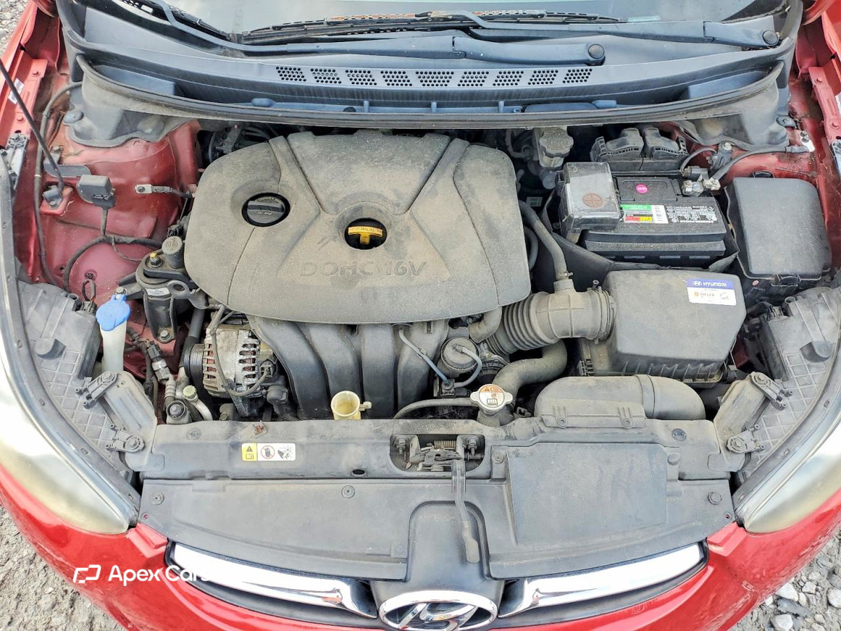 Hyundai Elantra 2012