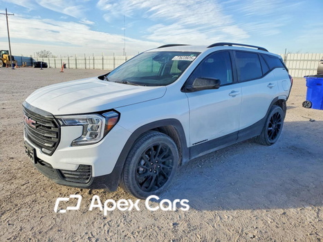 GMC Terrain 2024 - Image 1 of 15