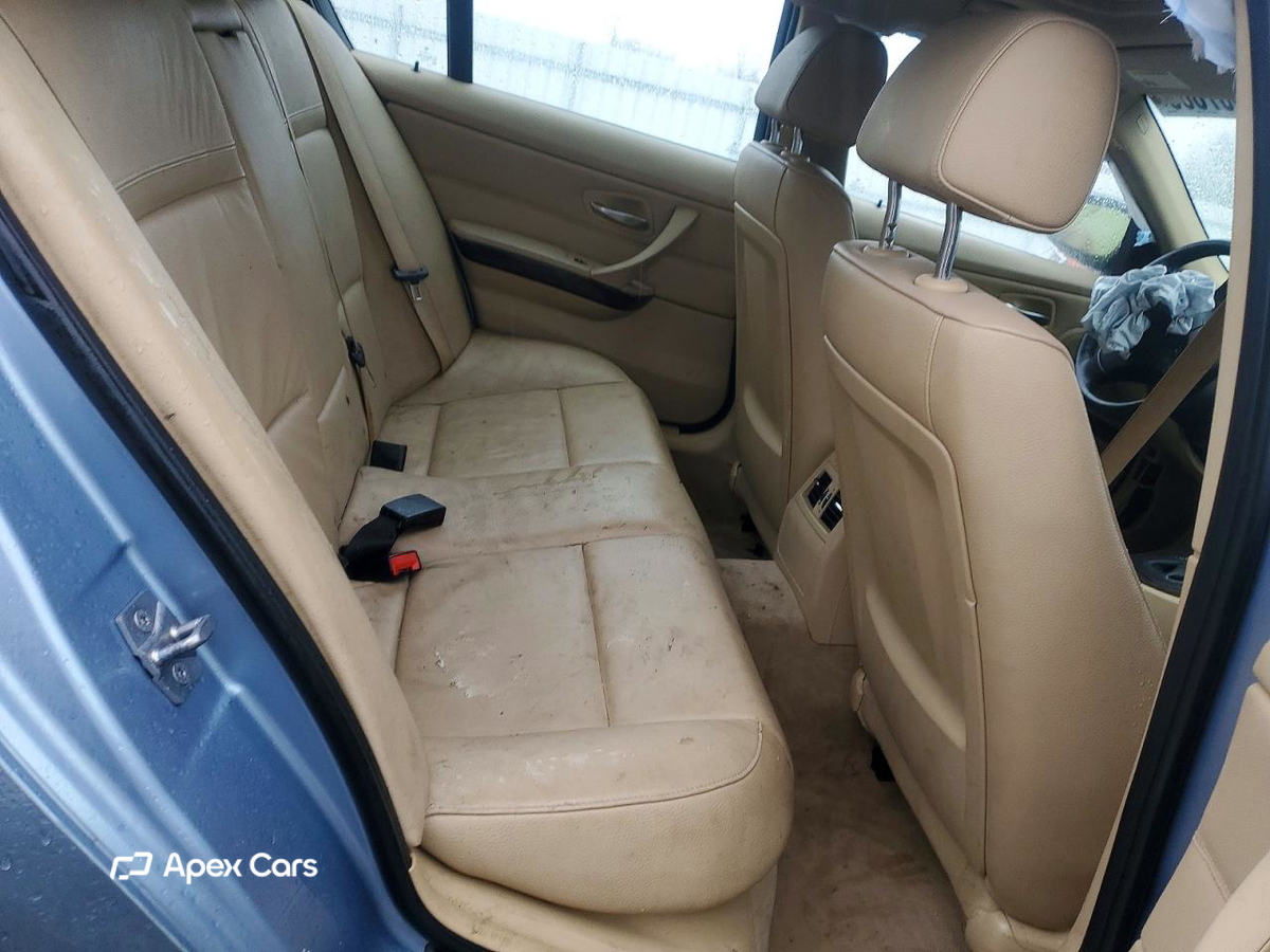 BMW Series 3 2011