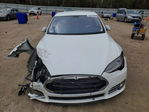 Tesla Model S 2014