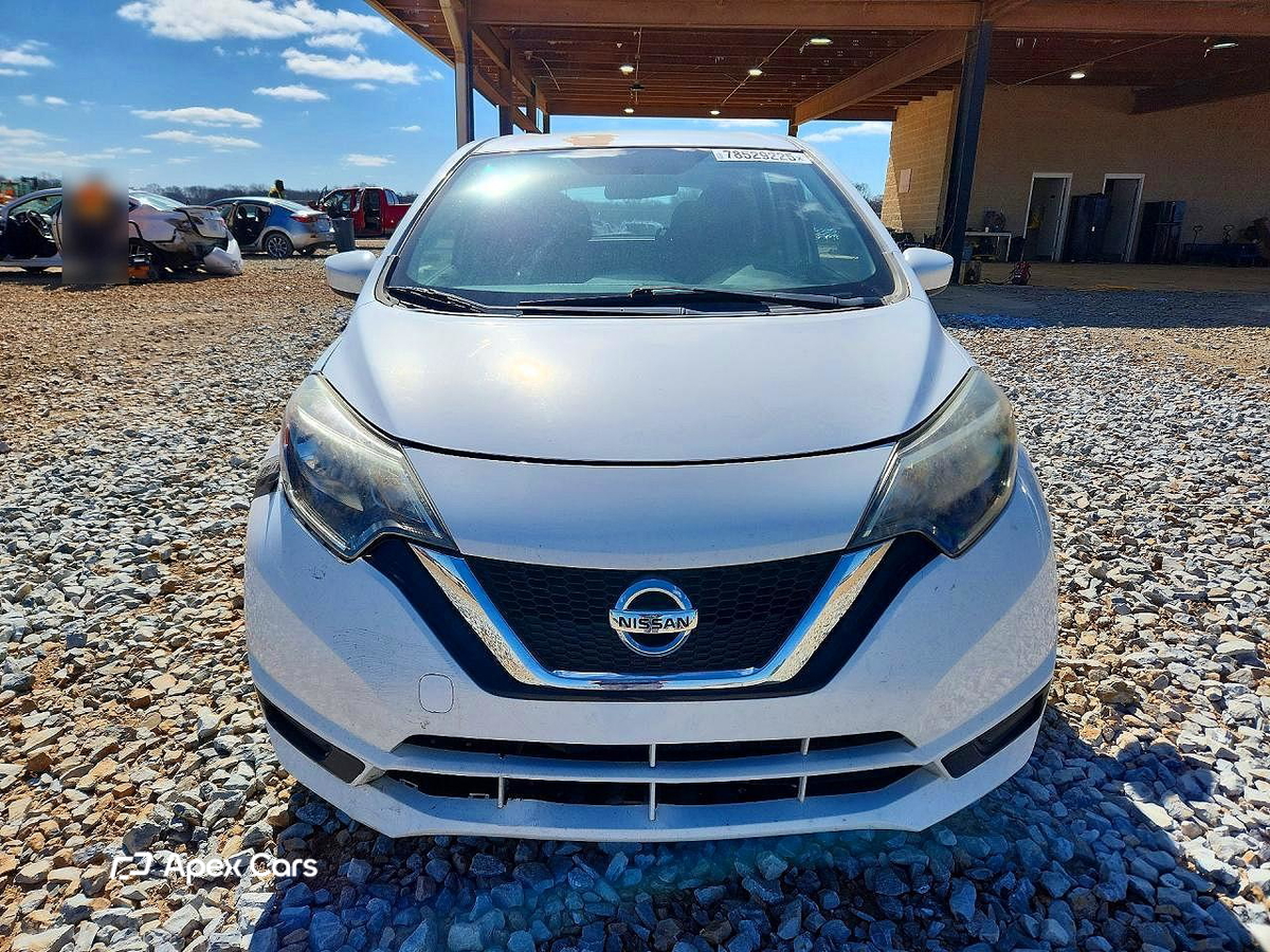 Nissan Versa 2017