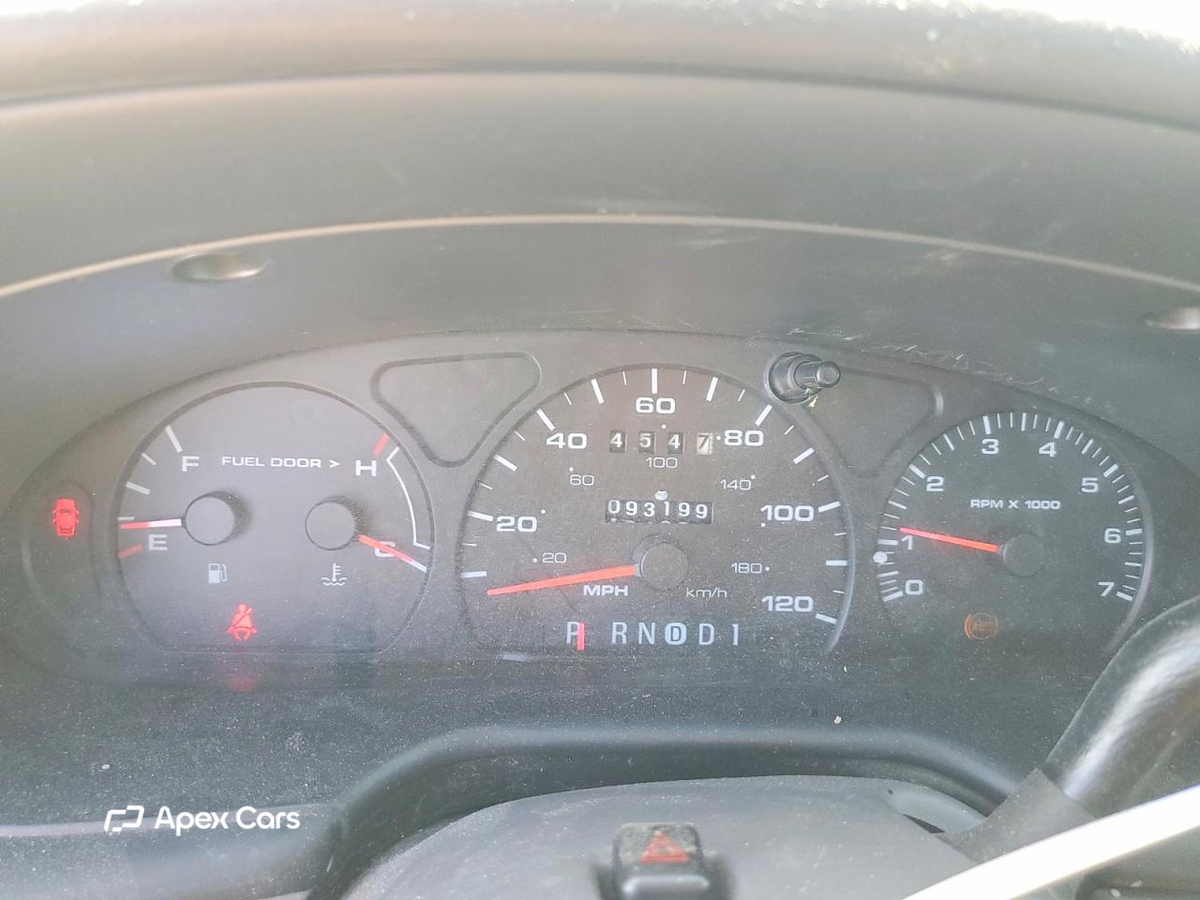 Ford Taurus 2001