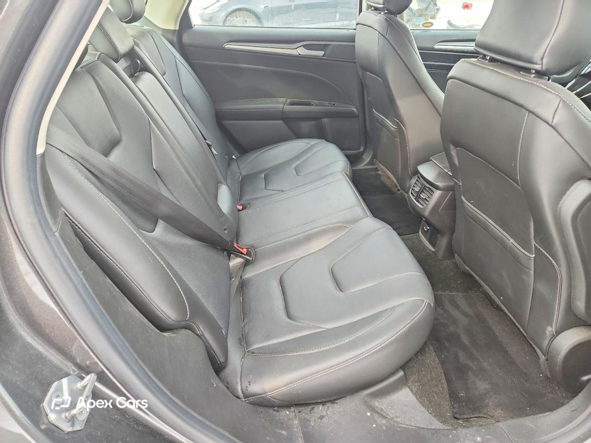 Ford Fusion 2016