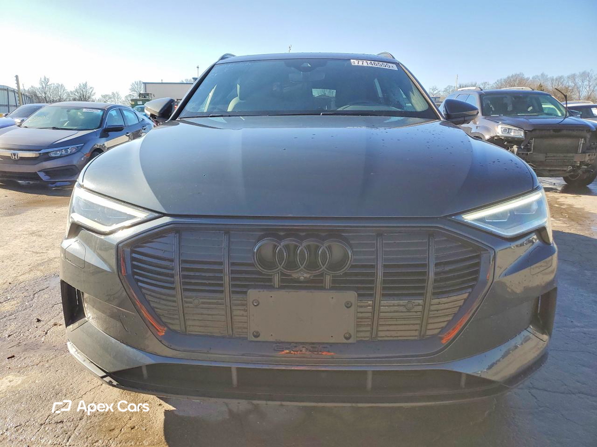 Audi e-tron 2022