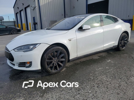 Tesla Model S 2014 - Image 1 of 13