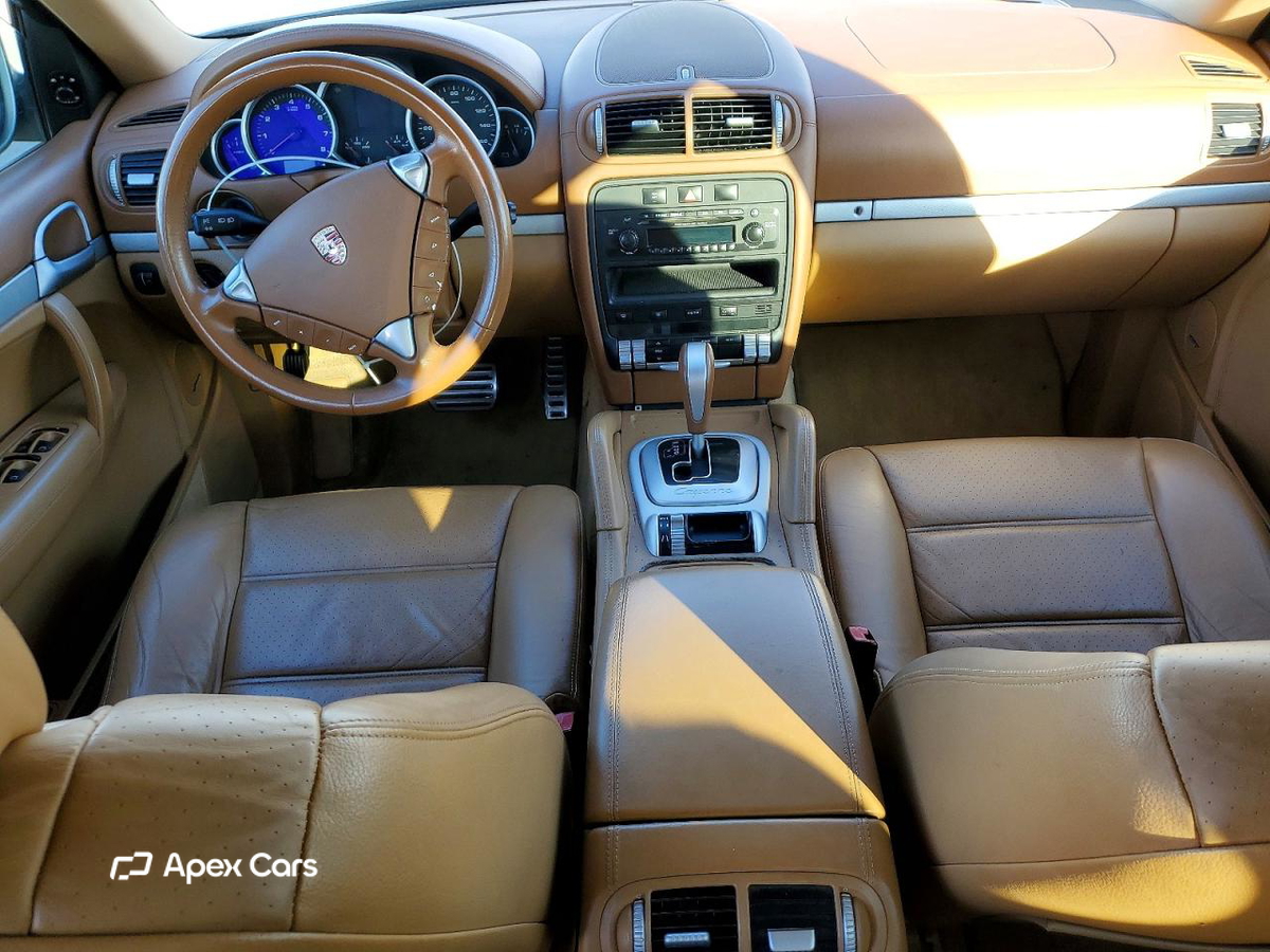 Porsche Cayenne 2004