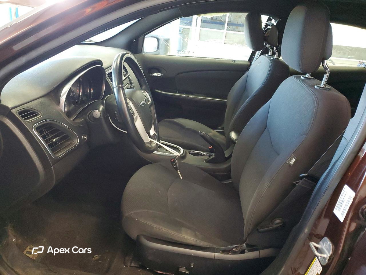 Chrysler 200 2013