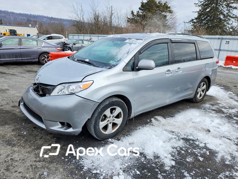 Toyota Sienna 2014 - Image 1 of 15