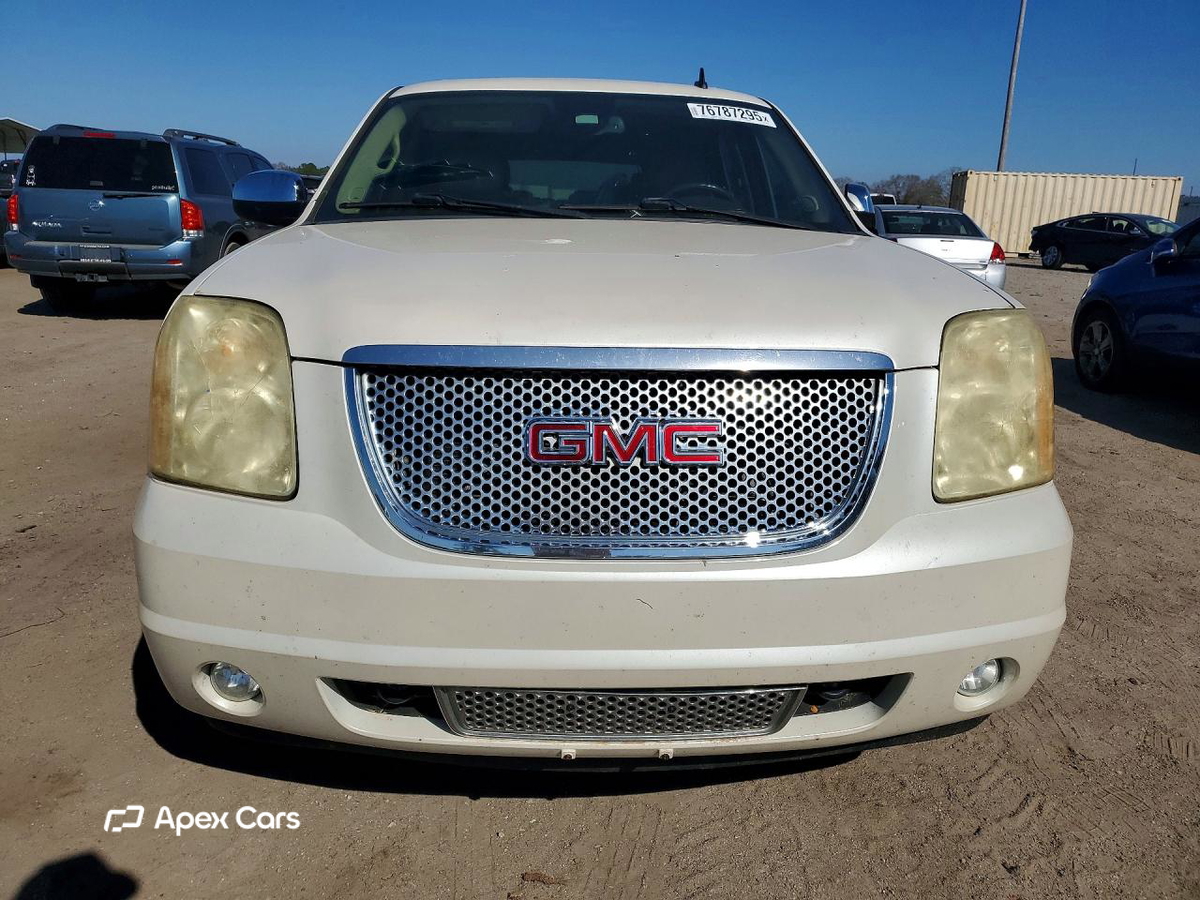 GMC Yukon 2010