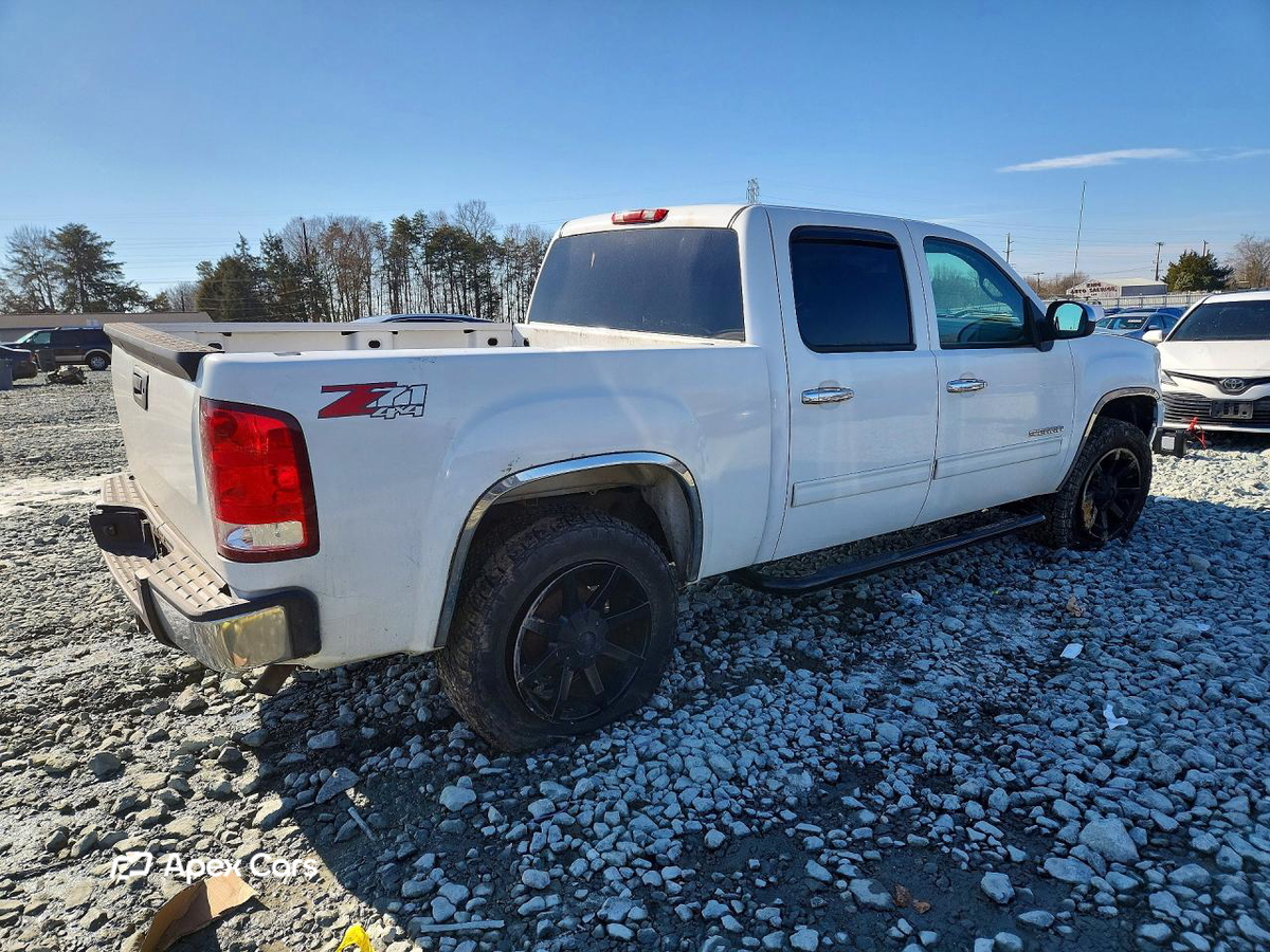 GMC Sierra 2013