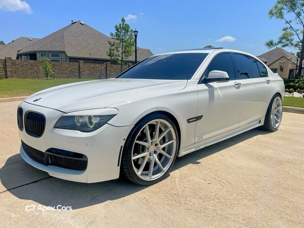 BMW Series 7 2010