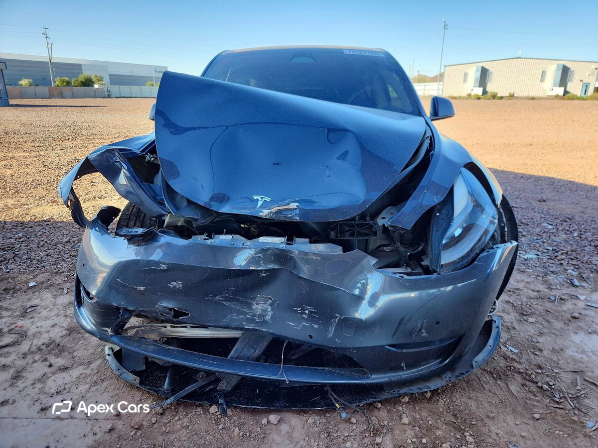 Tesla Model Y 2022