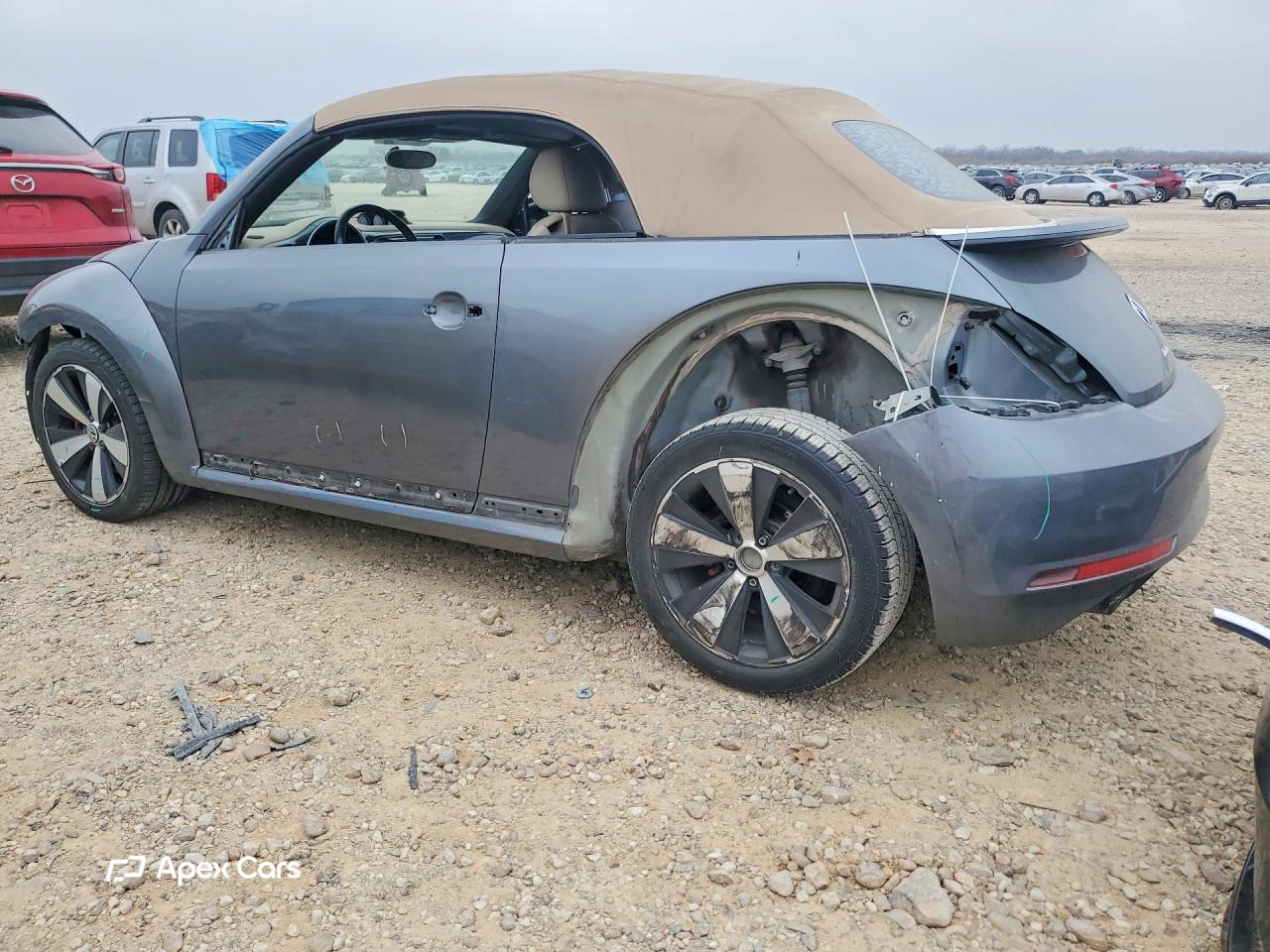 Volkswagen Beetle 2013