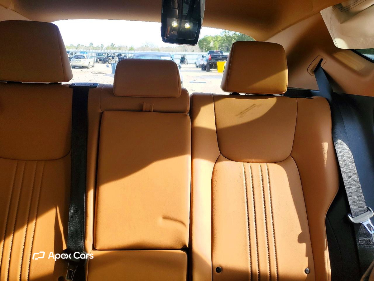 Lexus NX 2024
