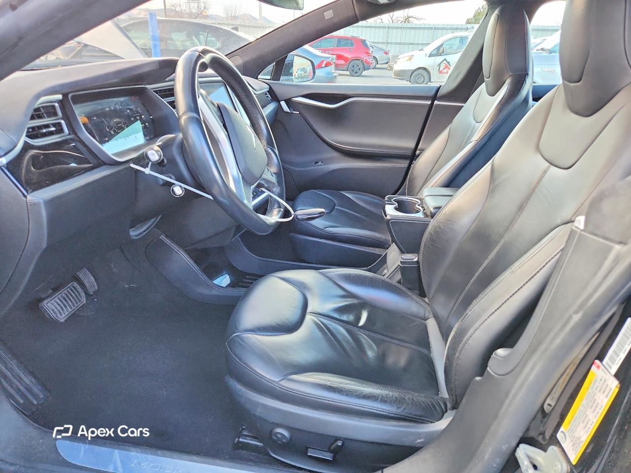 Tesla Model S 2014