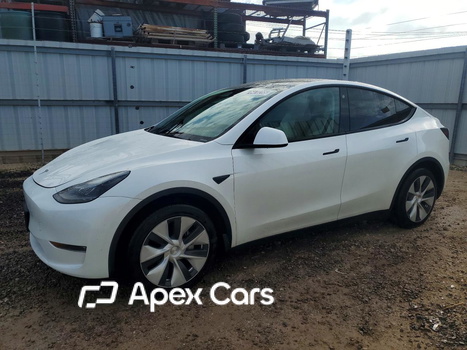 Tesla Model Y 2023 - Image 1 of 12