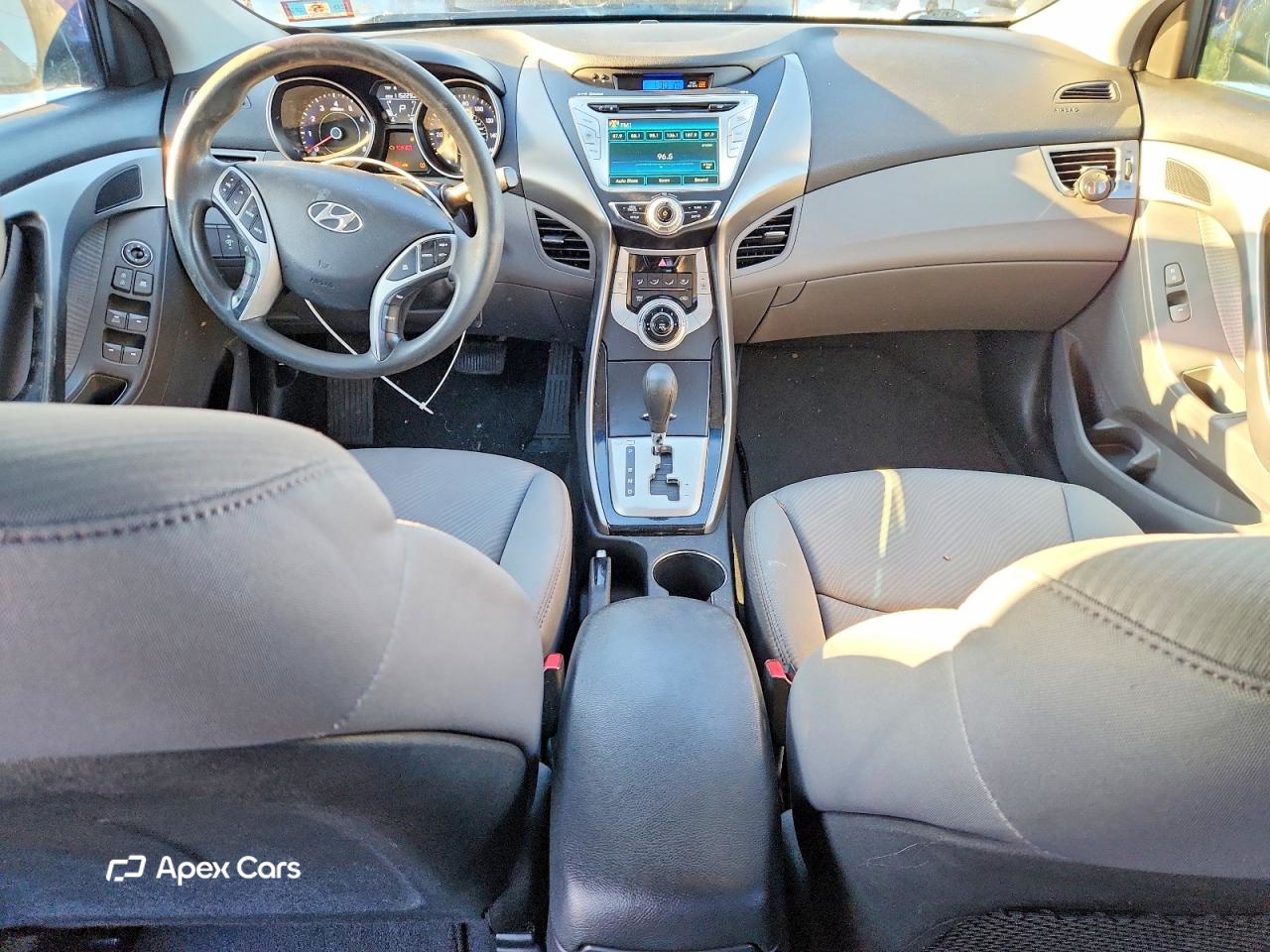 Hyundai Elantra 2011